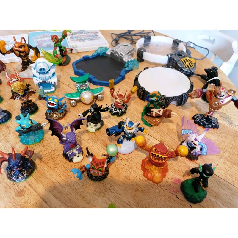 Massive Skylanders Bundle