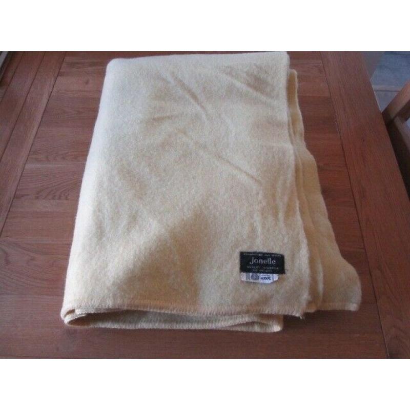 Vintage Jonelle Windsor Wool Blanket pale lemon mothproofed 86&quot; x 68&quot; throw