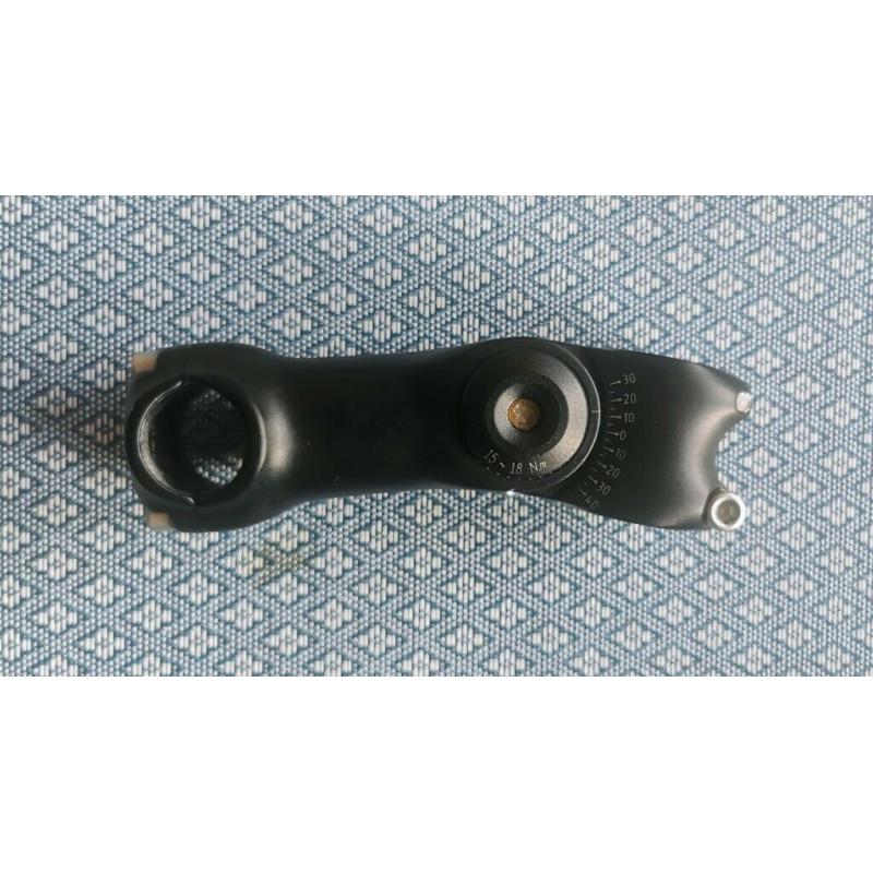 Btwin adjustable stem, 26mm handlebar diameter, 1-1/8" steerer diameter, 105mm length