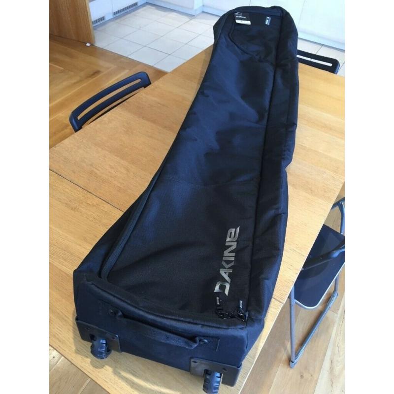 New with tags, Dakine Fall Line Roller Ski Wheelie Snowboard Luggage Bag 190cm