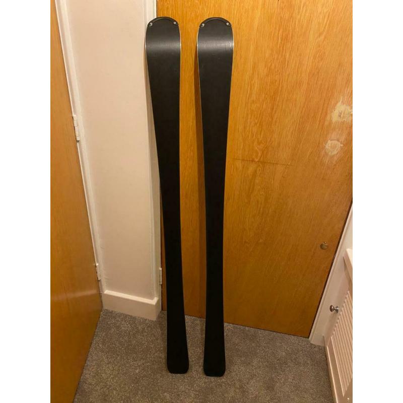 Salomon Skis 154cm