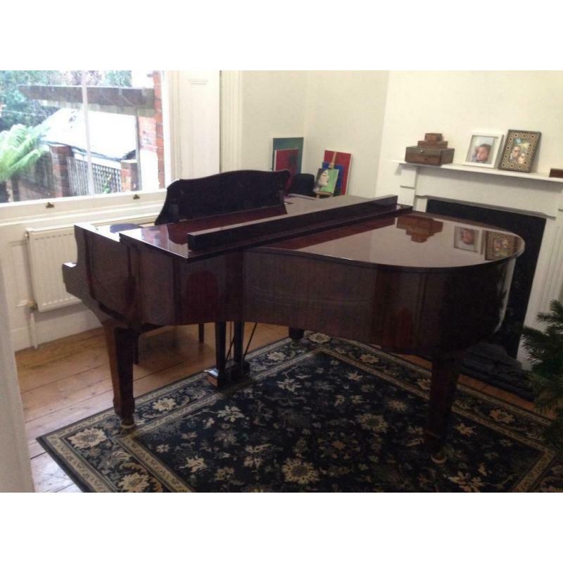 Yamaha G2 Mahogany Grand Piano