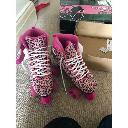 SFR quad leopard pink rollerskates size UK 4