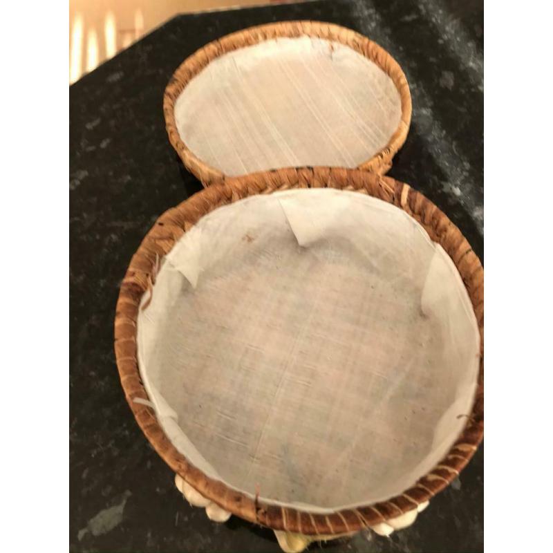 Wicker basket and wool wraps