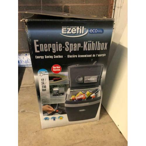 Electric cooler box
