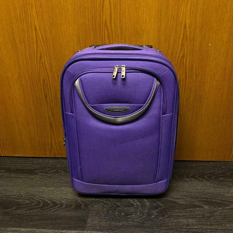 Suitcase 19 X13?