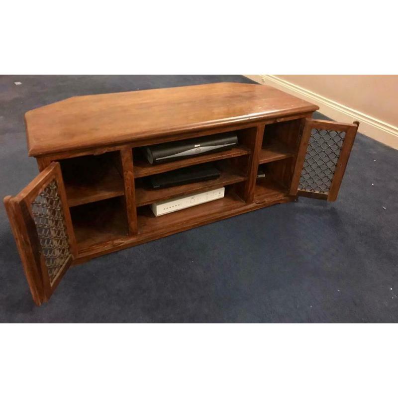 Solid TV Cabinet / Unit *reduced*