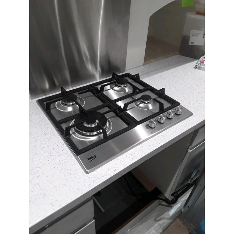 Beko 4 ring gas hob and Stainless steel splash back