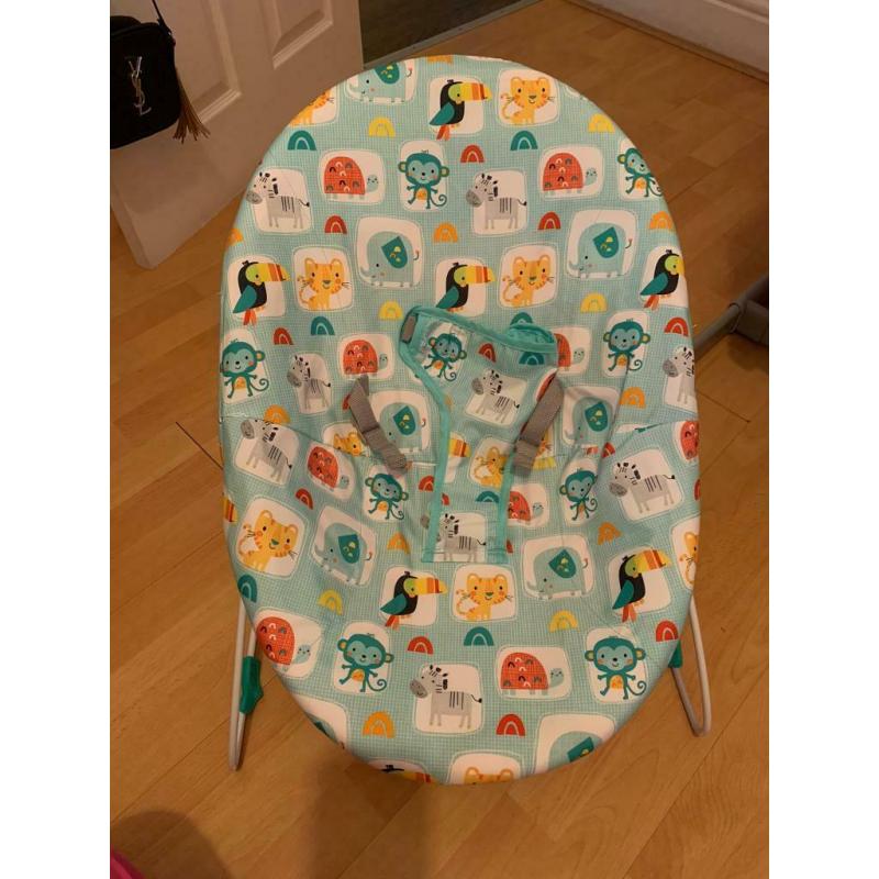 Baby bouncing chair
