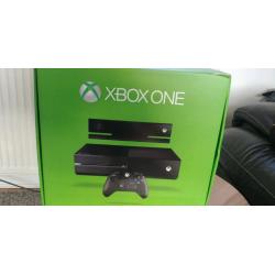 XBOX ONE Console, 500GB and Minecraft game