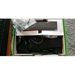 XBOX ONE Console, 500GB and Minecraft game