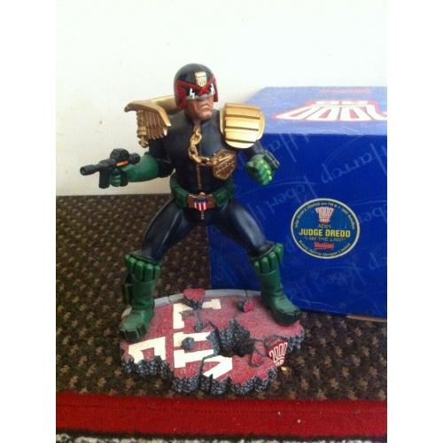 JUDGE DREDD "I AM THE LAW" STATUE - ROBERT HARROP/2000AD - EXCELLENT CONDITION