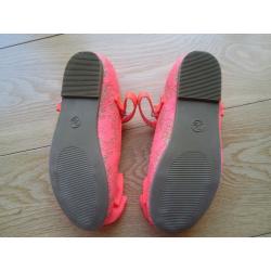 GIRLS NEON SHOES ~ NEVER WORN & OUTGROWN ~ SIZE 11 ~ ORANGE & LACE ~ ?1.50
