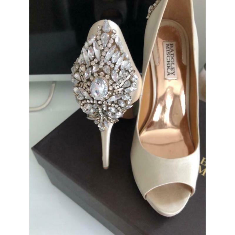 Badgley Mischka Kiara Wedding Shoes Size 5/6