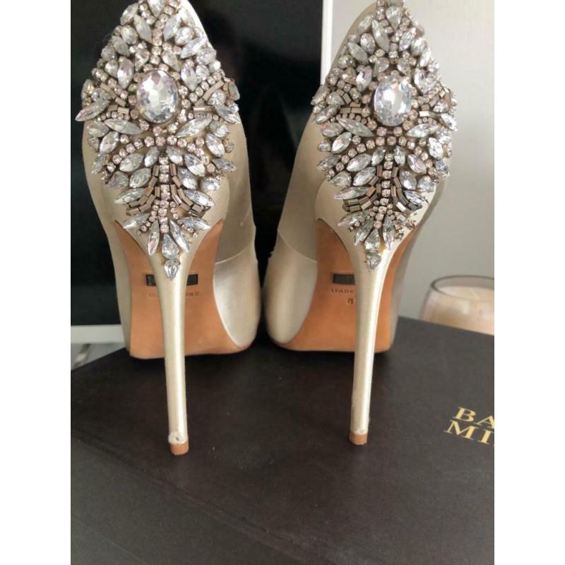Badgley Mischka Kiara Wedding Shoes Size 5/6