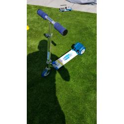 Child's scooter
