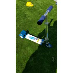 Child's scooter