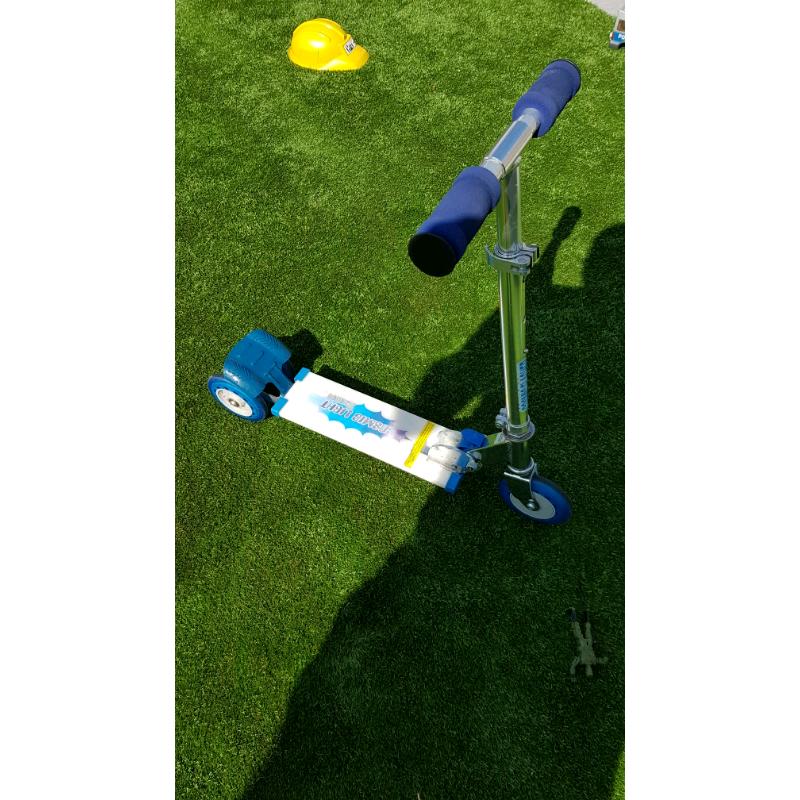 Child's scooter