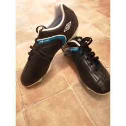 Umbro Football Boots Size 4