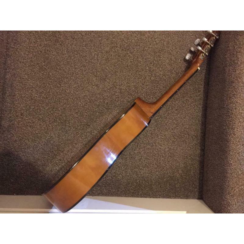 Child?s guitar