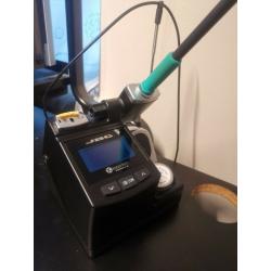 JBC CD-2EK Soldering Station with tips (C245-907), ONLY USED FOR 1 HOUR