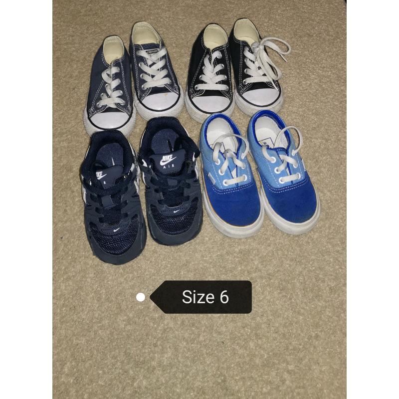 Boys trainers various sizes. (27 pairs)