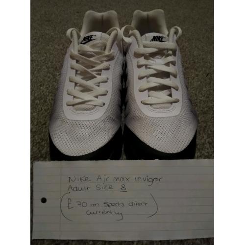 Nike air Max invigor